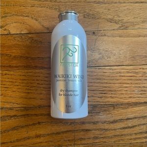Waikiki Wind Dry Shampoo Powder For Blondes